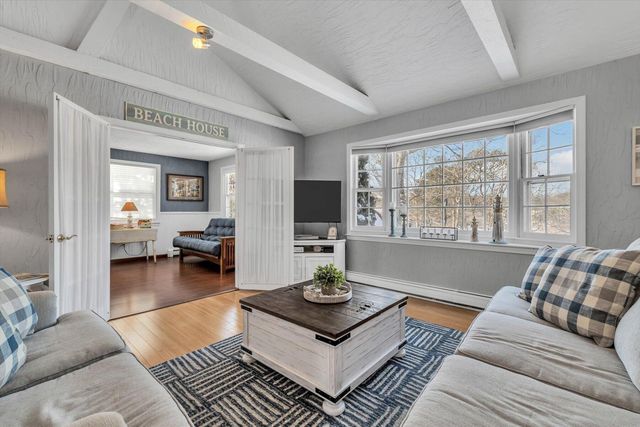 3 McNamara Avenue, West Yarmouth, MA 02673