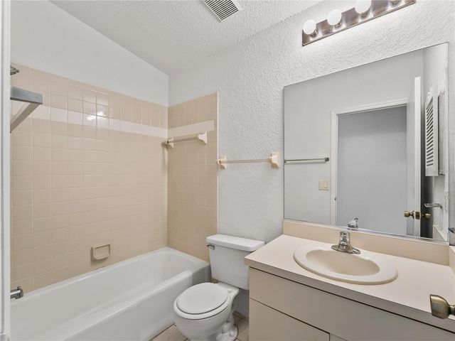 22441 WESTCHESTER BOULEVARD 1500F, Punta Gorda, FL 33980