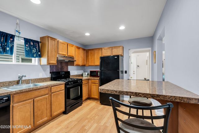 4 Conover Street, Freehold, NJ 07728
