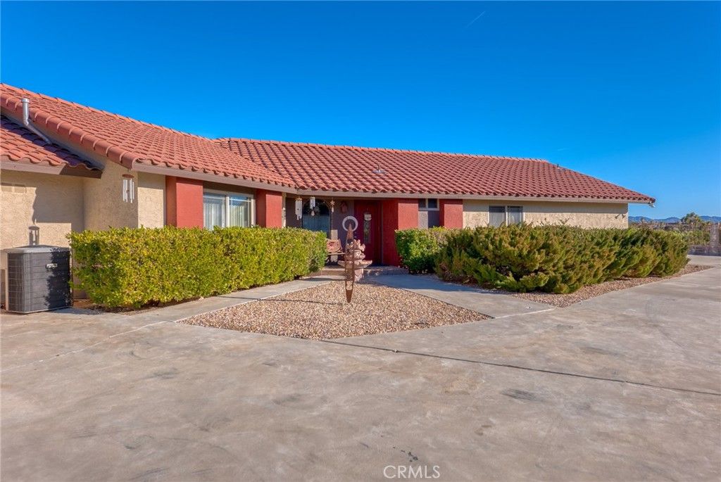 Image 11 of property listing at 56630 Bear Court, Yucca Valley, CA 92284