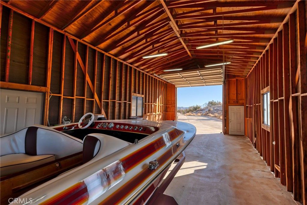 Image 7 of property listing at 56630 Bear Court, Yucca Valley, CA 92284
