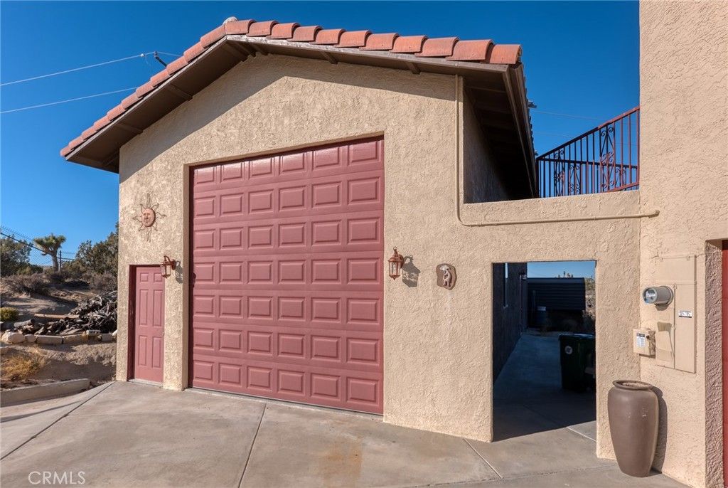 Image 8 of property listing at 56630 Bear Court, Yucca Valley, CA 92284