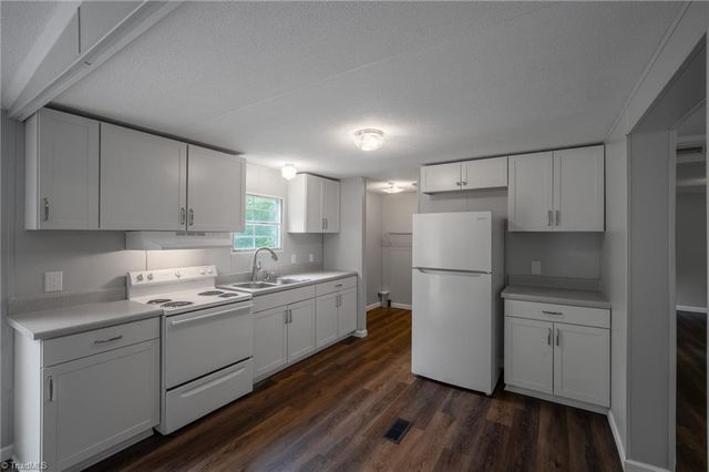 234 Jerome Simon Place, Lexington, NC 27295