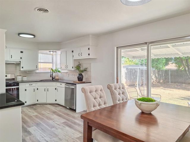 2328 Knox Drive, Del City, OK 73115