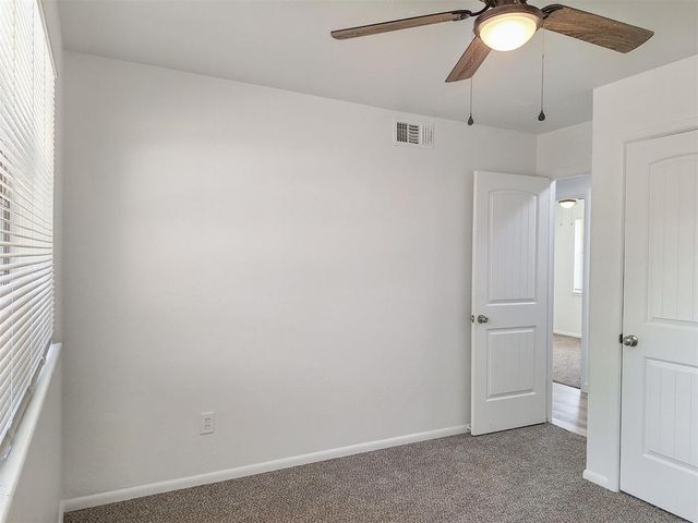 2328 Knox Drive, Del City, OK 73115