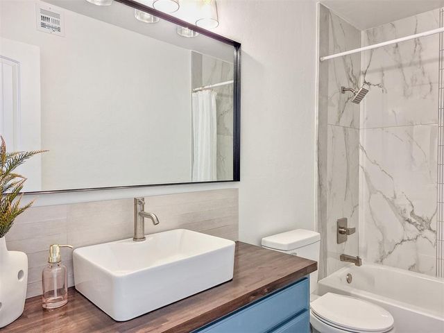 2328 Knox Drive, Del City, OK 73115