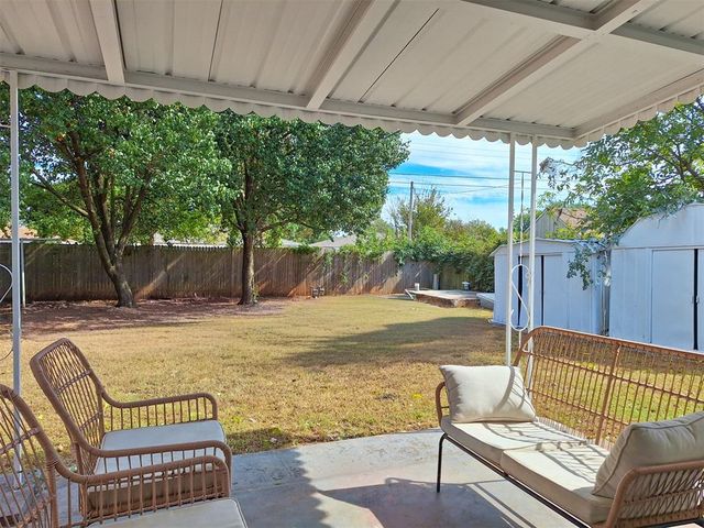 2328 Knox Drive, Del City, OK 73115