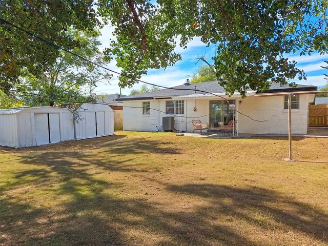 2328 Knox Drive, Del City, OK 73115