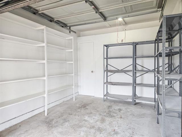 2328 Knox Drive, Del City, OK 73115