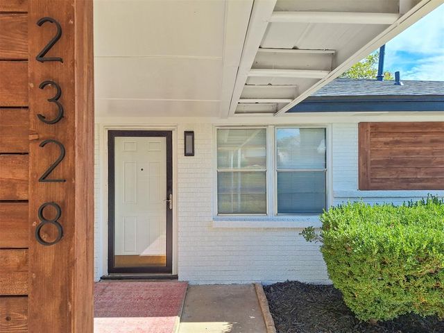 2328 Knox Drive, Del City, OK 73115