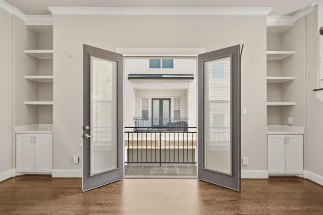 882 Wakefield Drive C, Houston, TX 77018