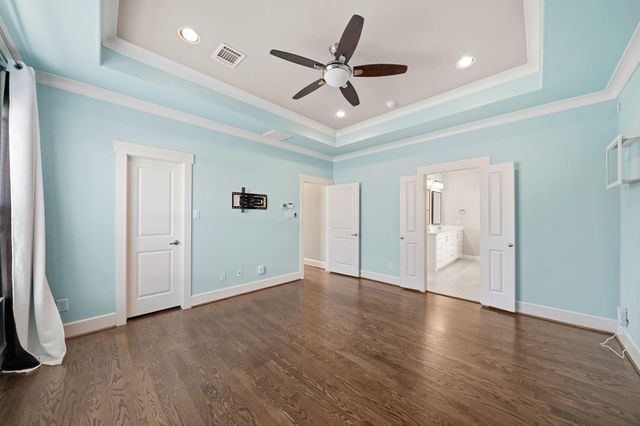 882 Wakefield Drive C, Houston, TX 77018