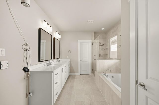 882 Wakefield Drive C, Houston, TX 77018