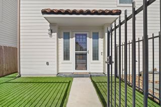 882 Wakefield Drive C, Houston, TX 77018