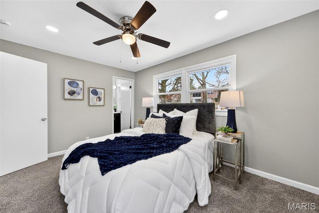 12 Thackery Court, Florissant, MO 63031