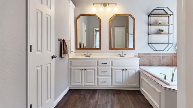 2537 SW 141st Street, Oklahoma City, OK 73170