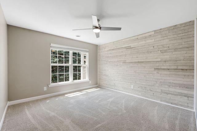 663 Forest Glen Drive, Valparaiso, IN 46385