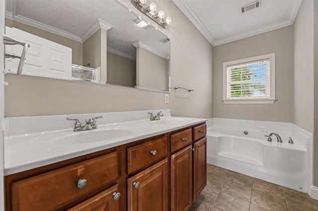 1911 Chestnut Oak Lane, Charleston, SC 29414