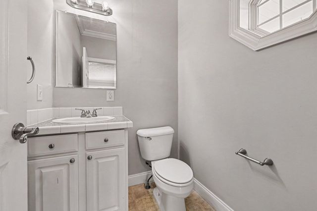 1911 Chestnut Oak Lane, Charleston, SC 29414