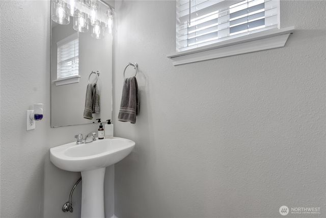8022 26th Avenue SE, Lacey, WA 98503