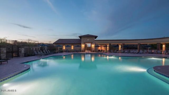 18673 W HIDDENVIEW Drive, Goodyear, AZ 85338