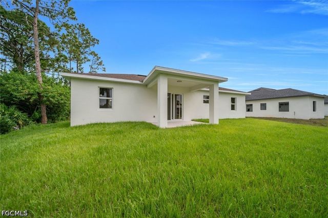 2715 10th ST W, Lehigh Acres, FL 33971