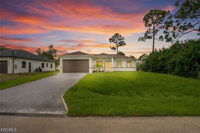 2715 10th ST W, Lehigh Acres, FL 33971
