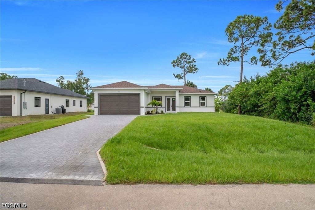 2715 10th ST W, Lehigh Acres, FL 33971
