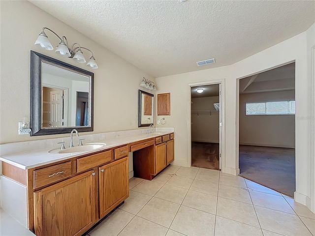 780 NE 100TH STREET, Ocala, FL 34479