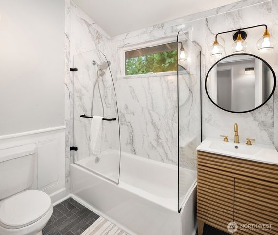 13716 50th Avenue W, Edmonds, WA 98026