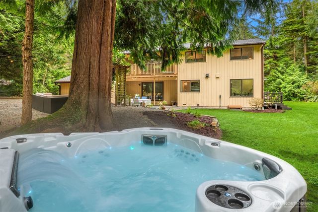 13716 50th Avenue W, Edmonds, WA 98026