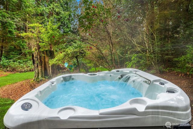 13716 50th Avenue W, Edmonds, WA 98026