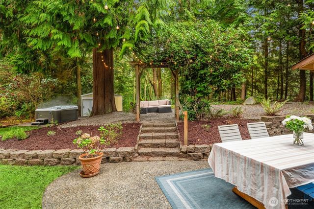 13716 50th Avenue W, Edmonds, WA 98026