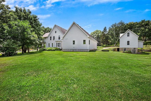 103 Nestles Street, Lodi, WI 53555