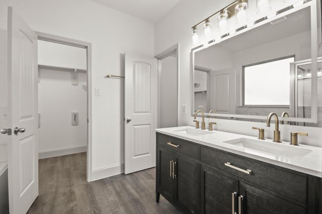 71 Black Swan Place, Magnolia, TX 77354