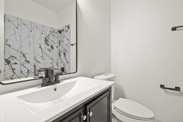 71 Black Swan Place, Magnolia, TX 77354