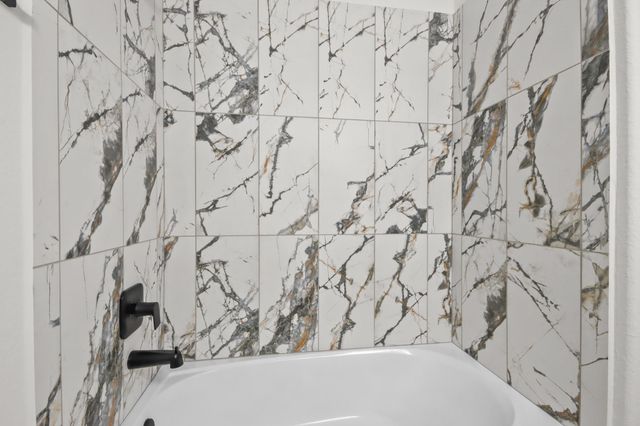 71 Black Swan Place, Magnolia, TX 77354