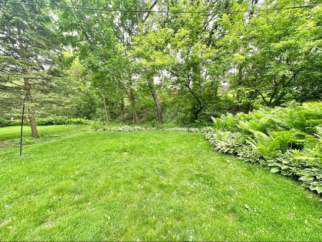 422 E HICKORY Street, Hinsdale, IL 60521