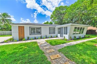 16200 NE 3rd Ave, Miami, FL 33162
