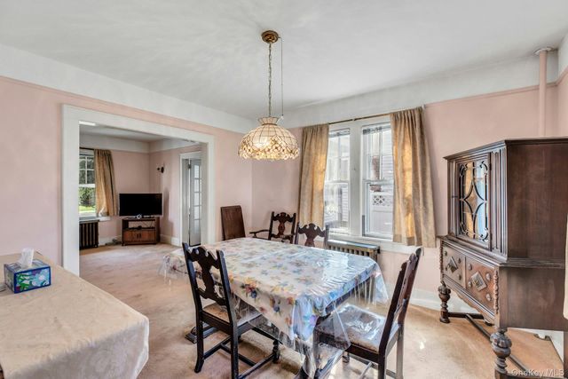 126 Stuyvesant Avenue, Merrick, NY 11566