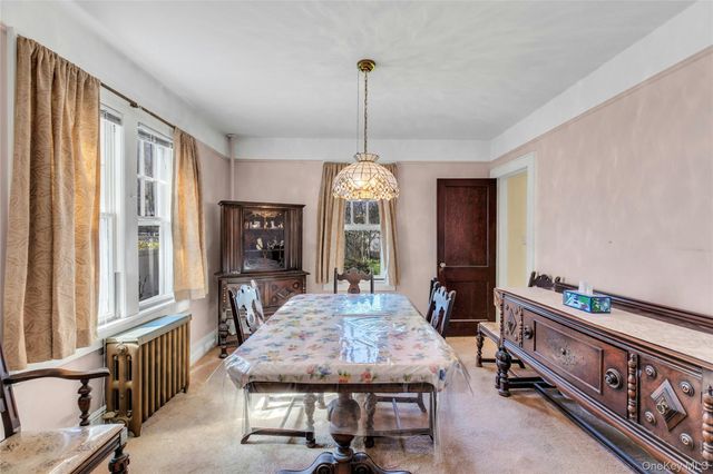 126 Stuyvesant Avenue, Merrick, NY 11566
