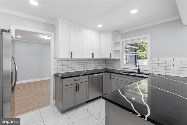38 TIDEWATER LN, Willingboro, NJ 08046