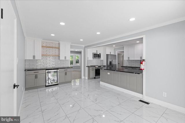 38 TIDEWATER LN, Willingboro, NJ 08046