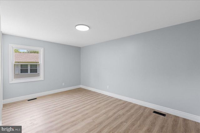 38 TIDEWATER LN, Willingboro, NJ 08046