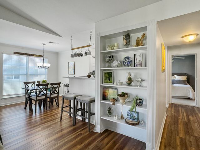 700 Daniel Ellis Drive 11301, Charleston, SC 29412