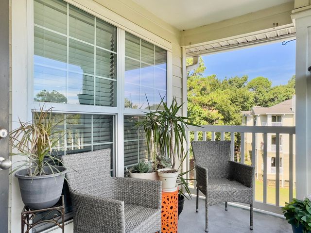 700 Daniel Ellis Drive 11301, Charleston, SC 29412