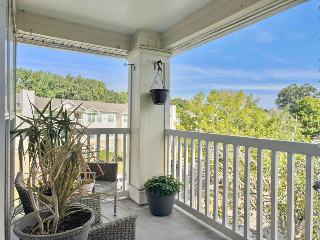 700 Daniel Ellis Drive 11301, Charleston, SC 29412