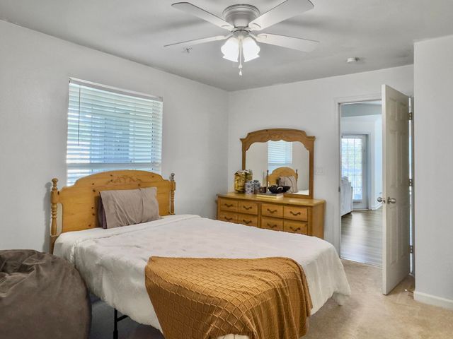 700 Daniel Ellis Drive 11301, Charleston, SC 29412