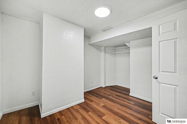 4507 S 15th Street, Omaha, NE 68107