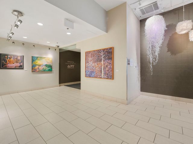 215 10th Avenue S 703, Minneapolis, MN 55415